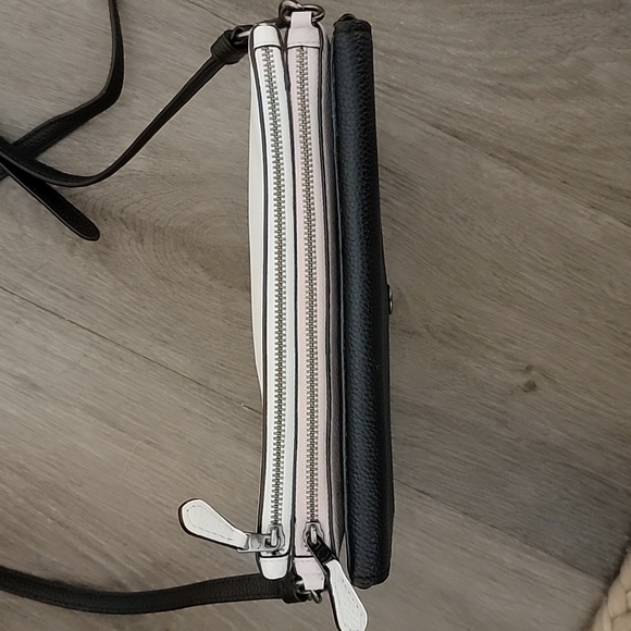 Coach Tri Color Crossbody - Picture 2 of 5